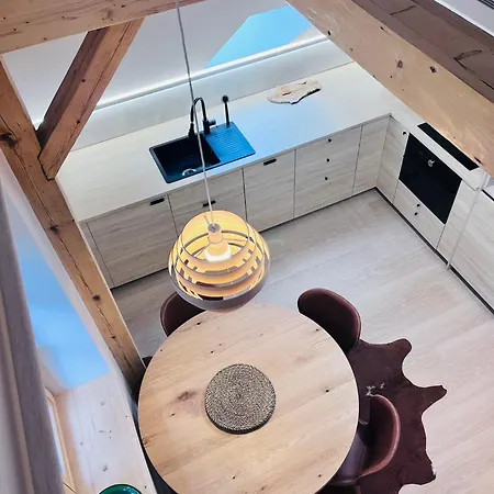 Bedrich * ヤノフ・ナト・ニソウ