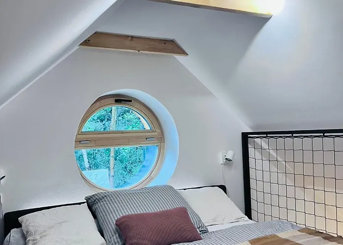 Bedrich Apartment *